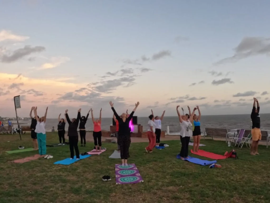 Escuela de Yoga y Yogaterapia